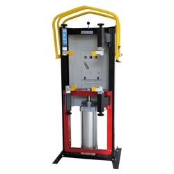 Air  Coil Spring Compressor  1200Kg Capacity