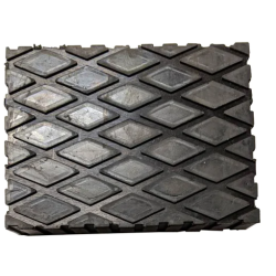 RUBBER RAMP BLOCK 25MM THICK 100mm x 117mm